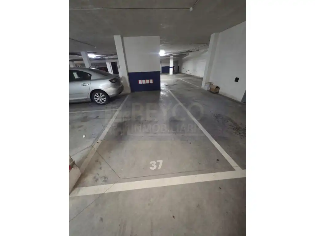 Parkplatz von Wohnungen zum Verkauf in  Logroño mit Heizung, Terrasse und Schwimmbad