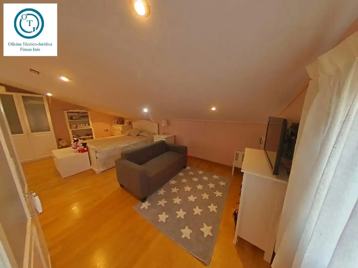 Habitación de Casa o chalet en venta en Sant Fost de Campsentelles con Aire acondicionado, Calefacción y Jardín privado