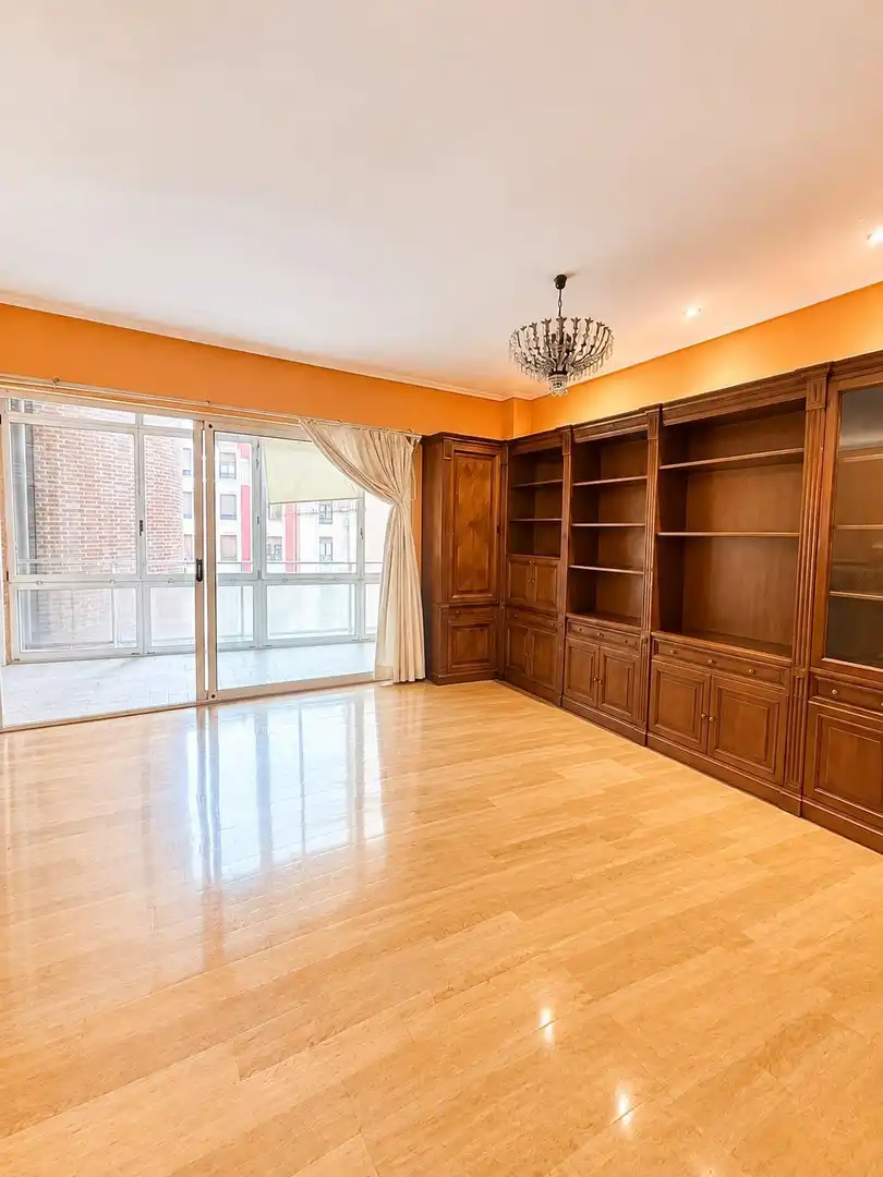Piso con ascensor en venta en Indautxu