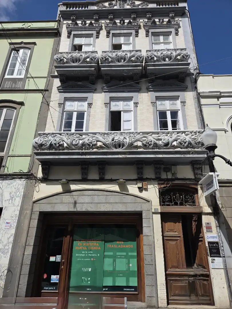 Local comercial en venta en Calle Triana