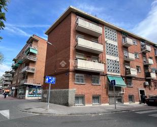 Exterior view of Flat for sale in  Madrid Capital  with Heating