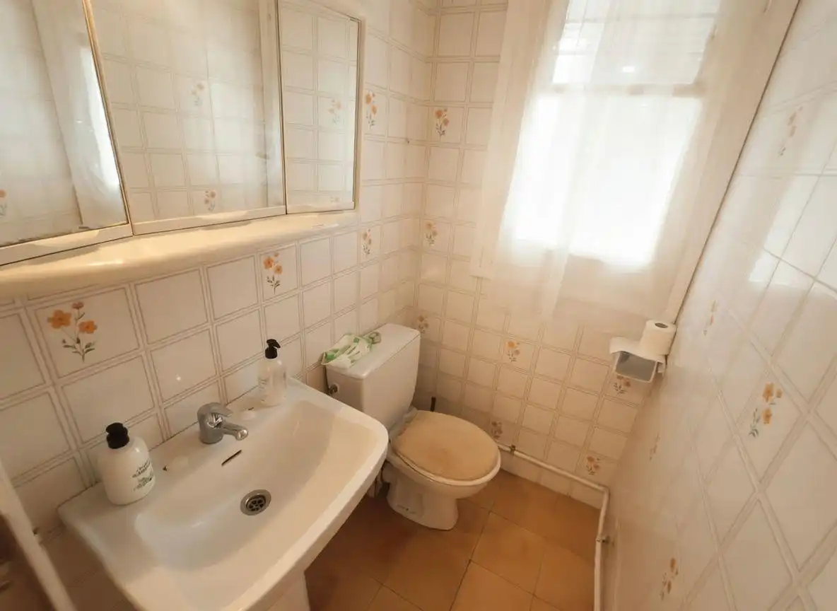 Baño de Piso en venta en La Ràpita con Aire acondicionado