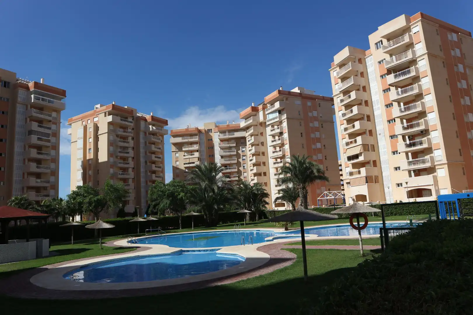 Swimming pool of Garage for rent in La Manga del Mar Menor