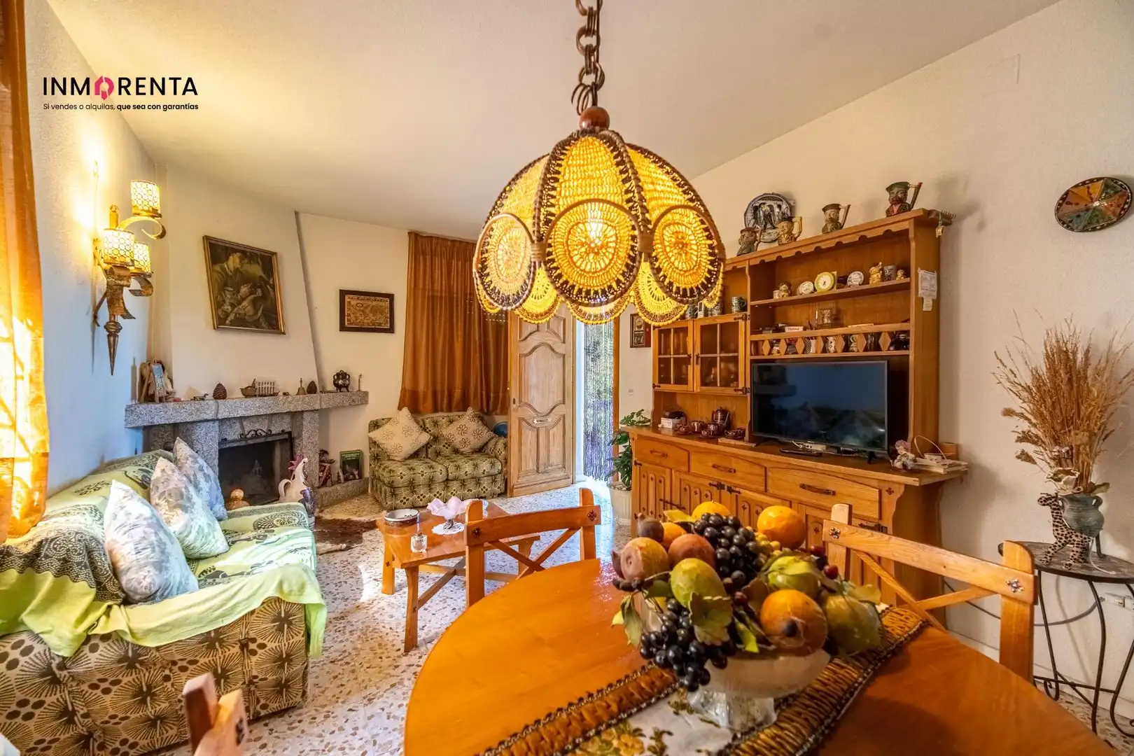 Sala d'estar de Casa o xalet en venda en Villa del Prado