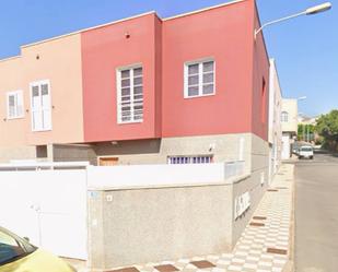 Exterior view of House or chalet for sale in San Bartolomé de Tirajana  with Air Conditioner, Heating and Terrace