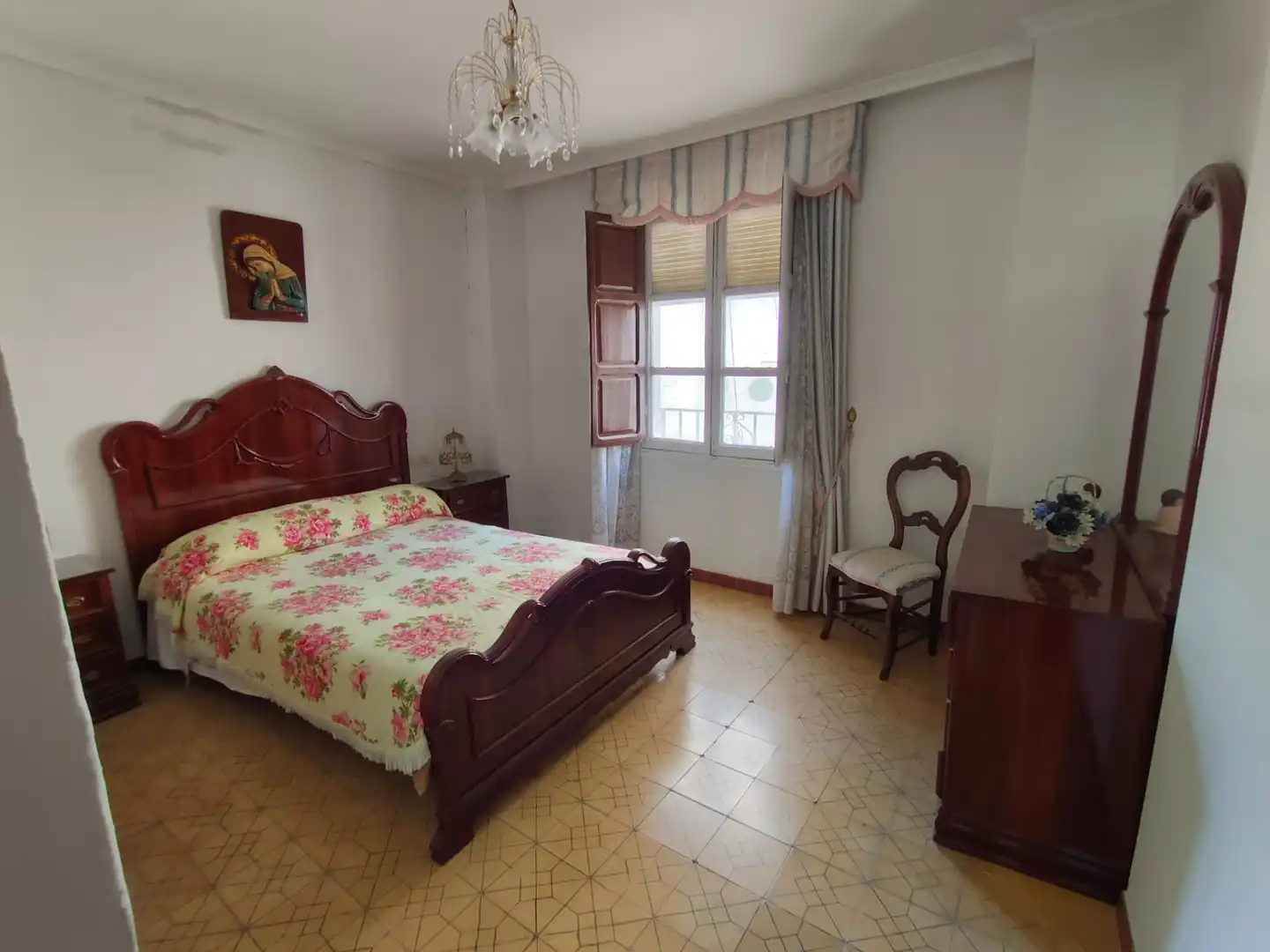 Dormitori de Casa o xalet en venda en Guadix