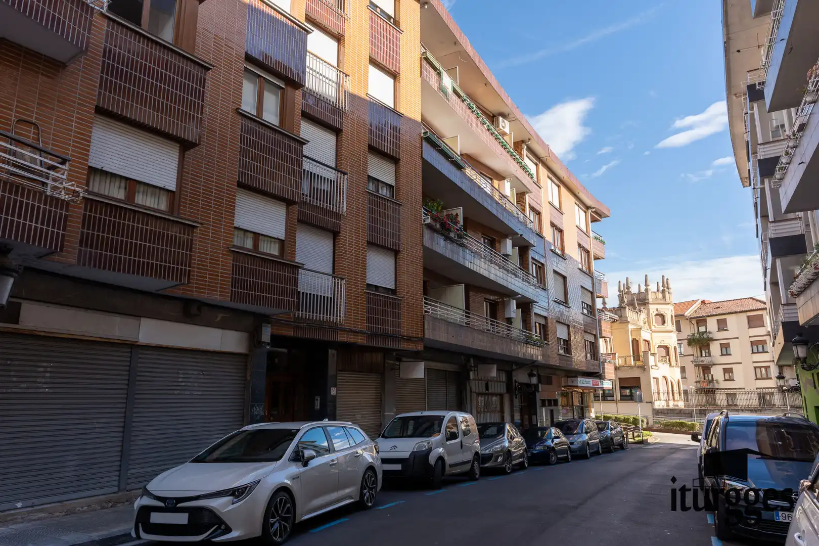 Außenansicht von Wohnung zum Verkauf in Gernika-Lumo mit Heizung, Terrasse und Abstellraum