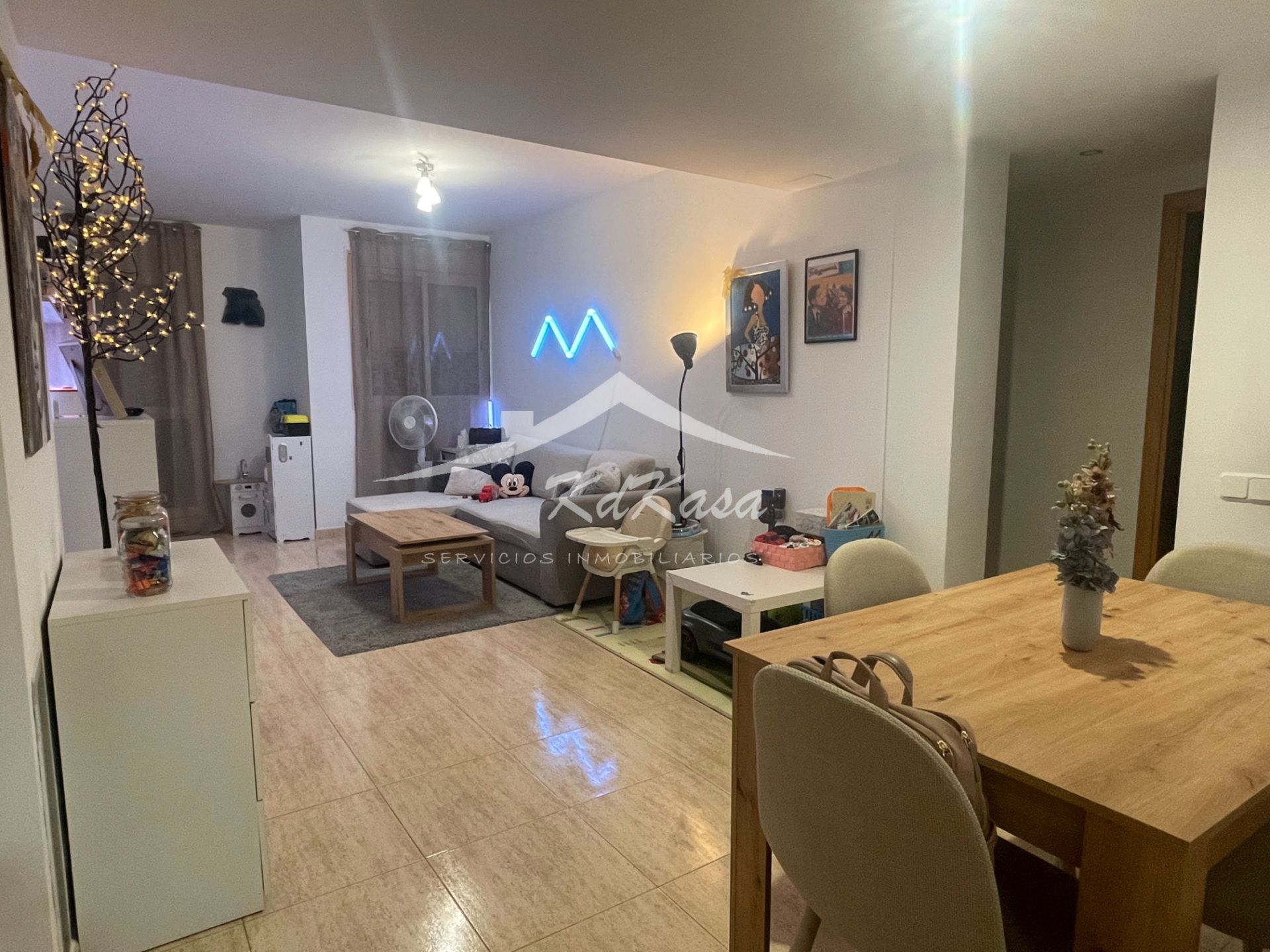 Living room of Flat for sale in Vilallonga del Camp  with Air Conditioner, Heating and Oven