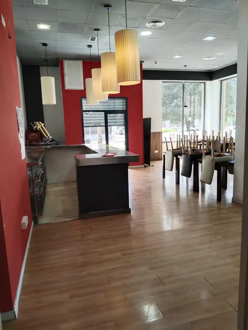 Local comercial de lloguer a Moncada, imagen 5