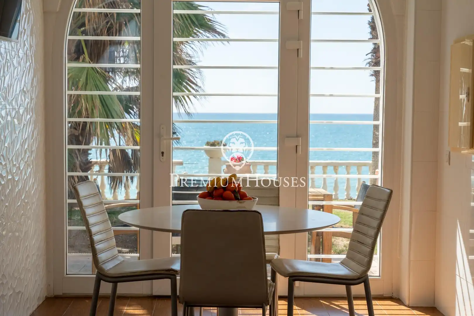 Dining room of Houses for sale in Vilanova i la Geltrú  with Air Conditioner, Heating and Private garden