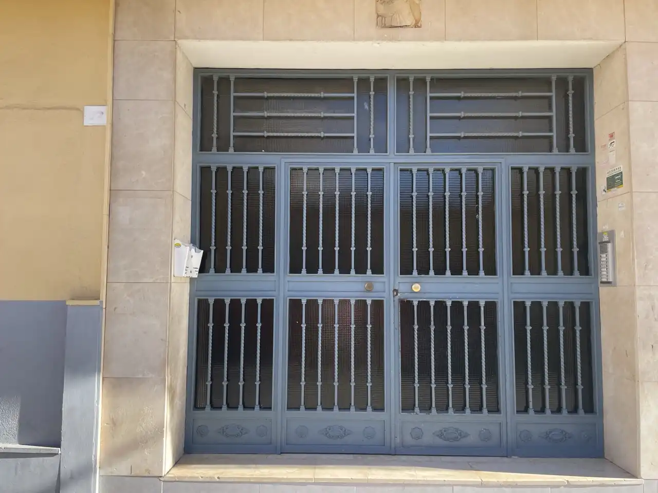 Flat for sale in Manuel Fernandez Arrio, imagen 2