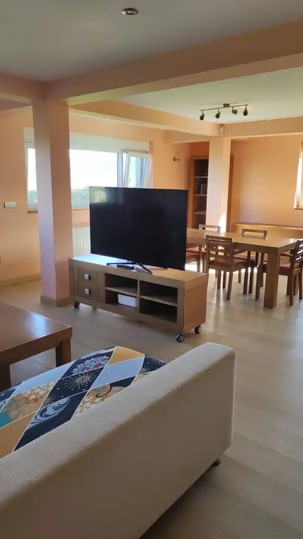 Sala de estar de Casa o chalet de alquiler en Miengo con Calefacción, Jardín privado y Amueblado