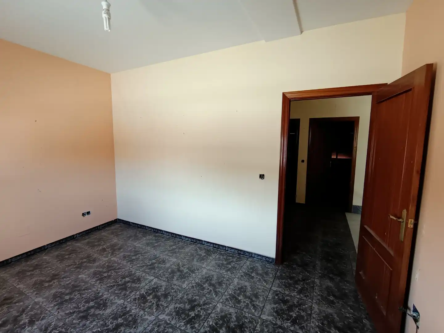 Casa adosada en venta en Calle Granátula, Moral de Calatrava