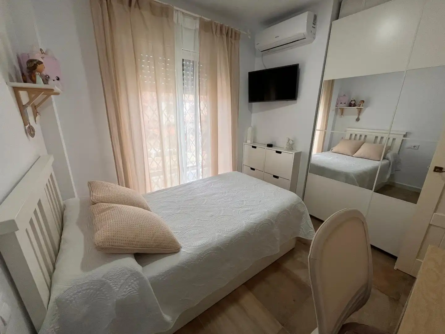 Bedroom of Houses for sale in Sanlúcar de Barrameda  with Air Conditioner, Heating and Terrace