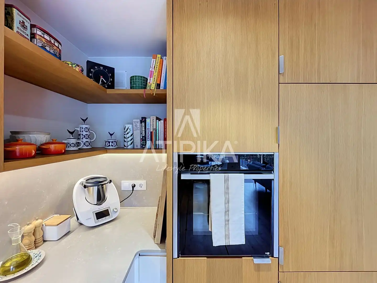 Cuina de Pis en venda en Barcelona amb Aire condicionat, Calefacció i Parquet