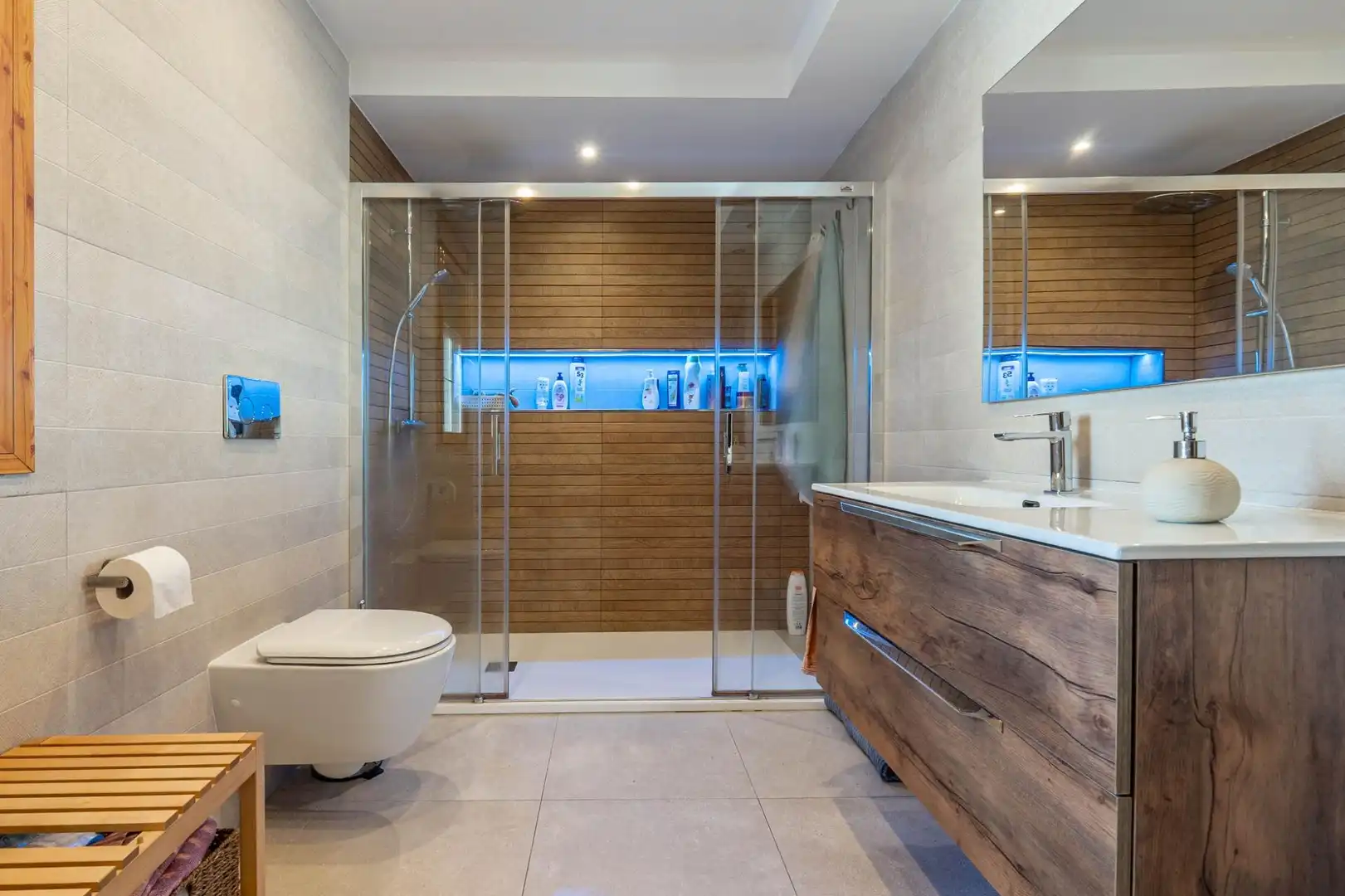 Bathroom of Houses for sale in Villa de Otura  with Air Conditioner, Heating and Private garden