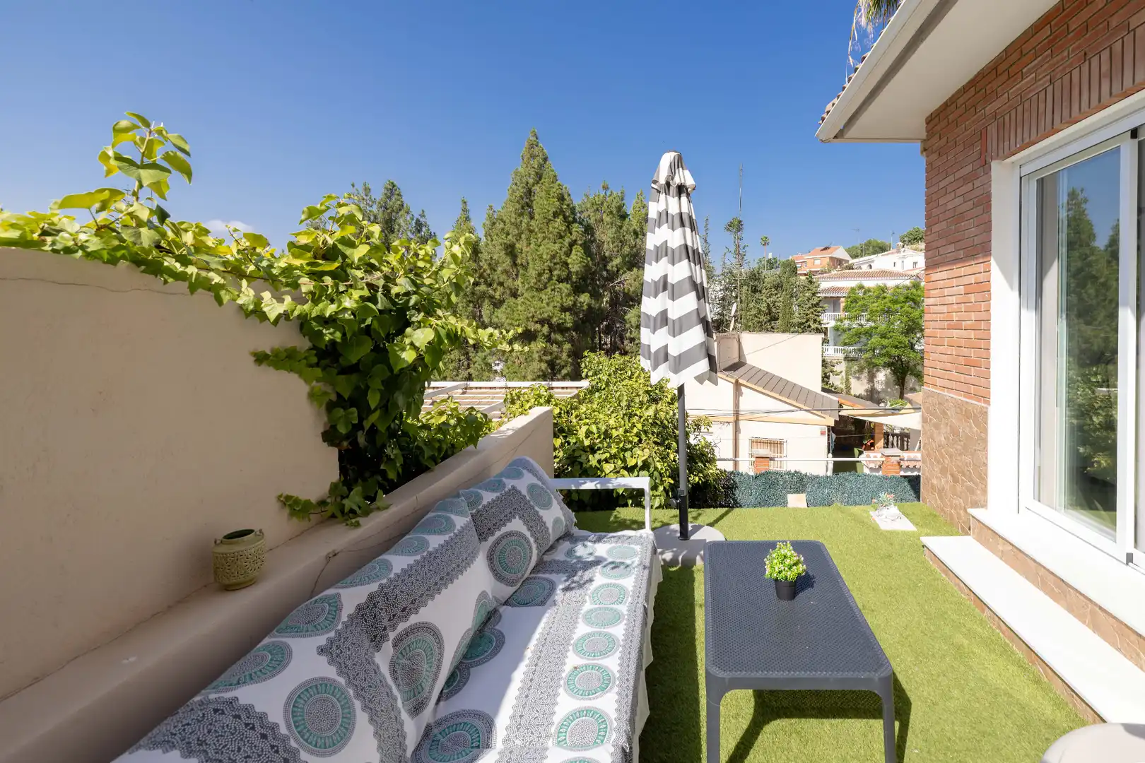 Terrace of Houses for sale in Málaga  with Air Conditioner, Heating and Private garden