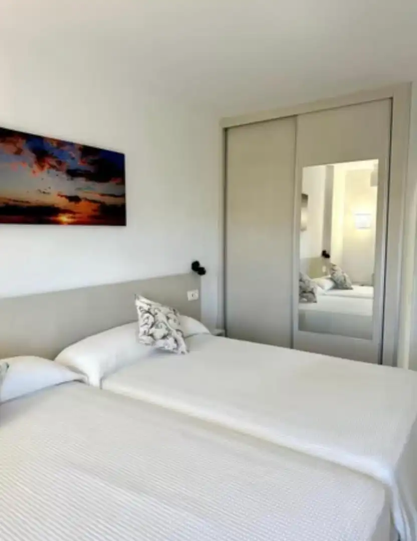 Schlafzimmer von Wohnung zur Miete in Benalmádena mit Klimaanlage und Möbliert