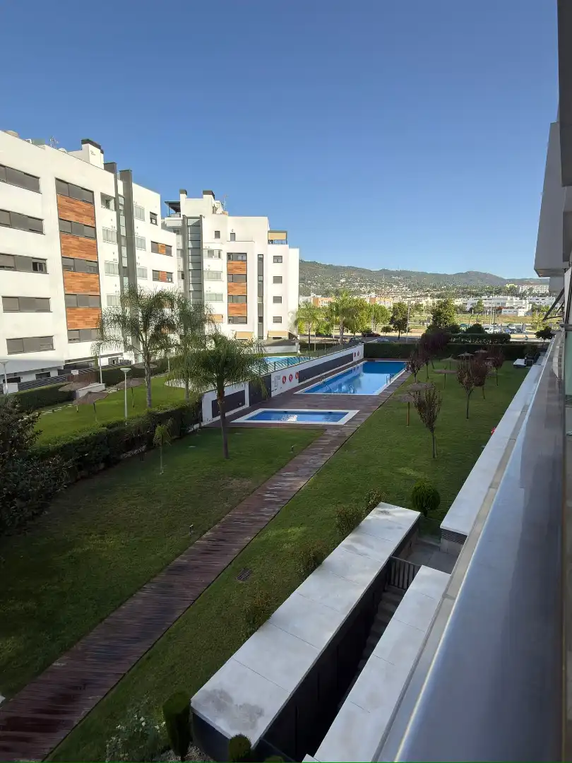 Piso con piscina en venta en Calle Marie Curie 13B, imagen 8