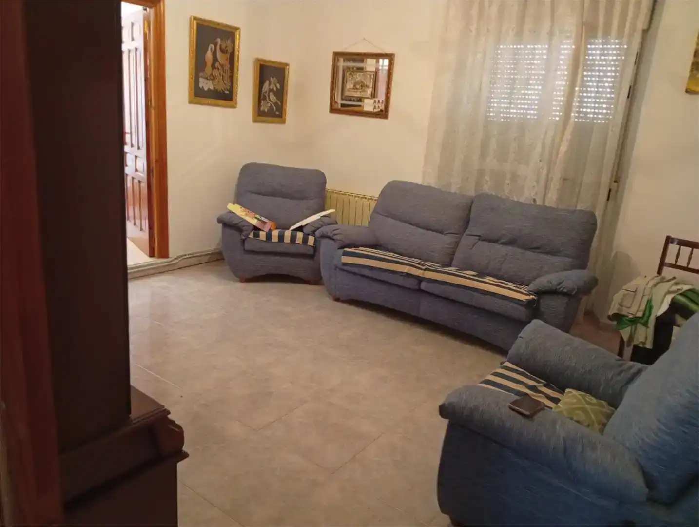 Sala d'estar de Casa adosada en venda en Castromocho amb Balcó