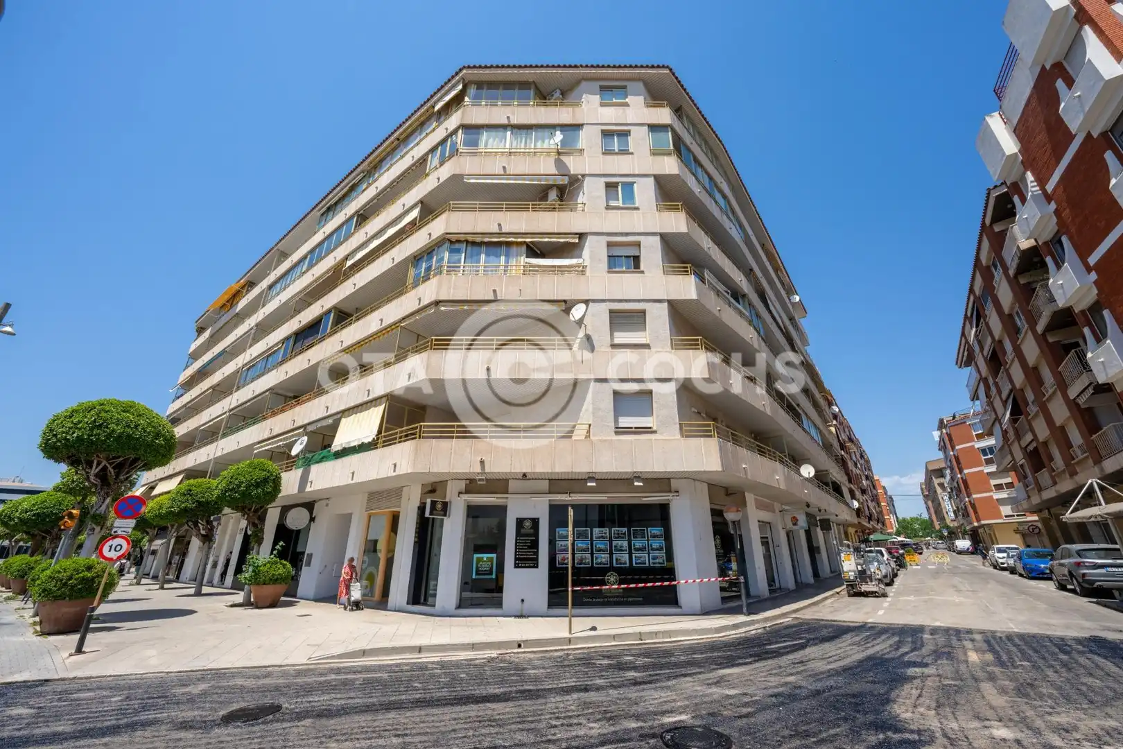 Ático con ascensor en venta en Carrer PAIS BASC
