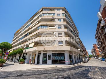 Attico con ascensore in vendita a Carrer PAIS BASC