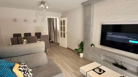 Foto 3 de Piso en venta en Calle Mayo, Villegas, Sevilla Capital
