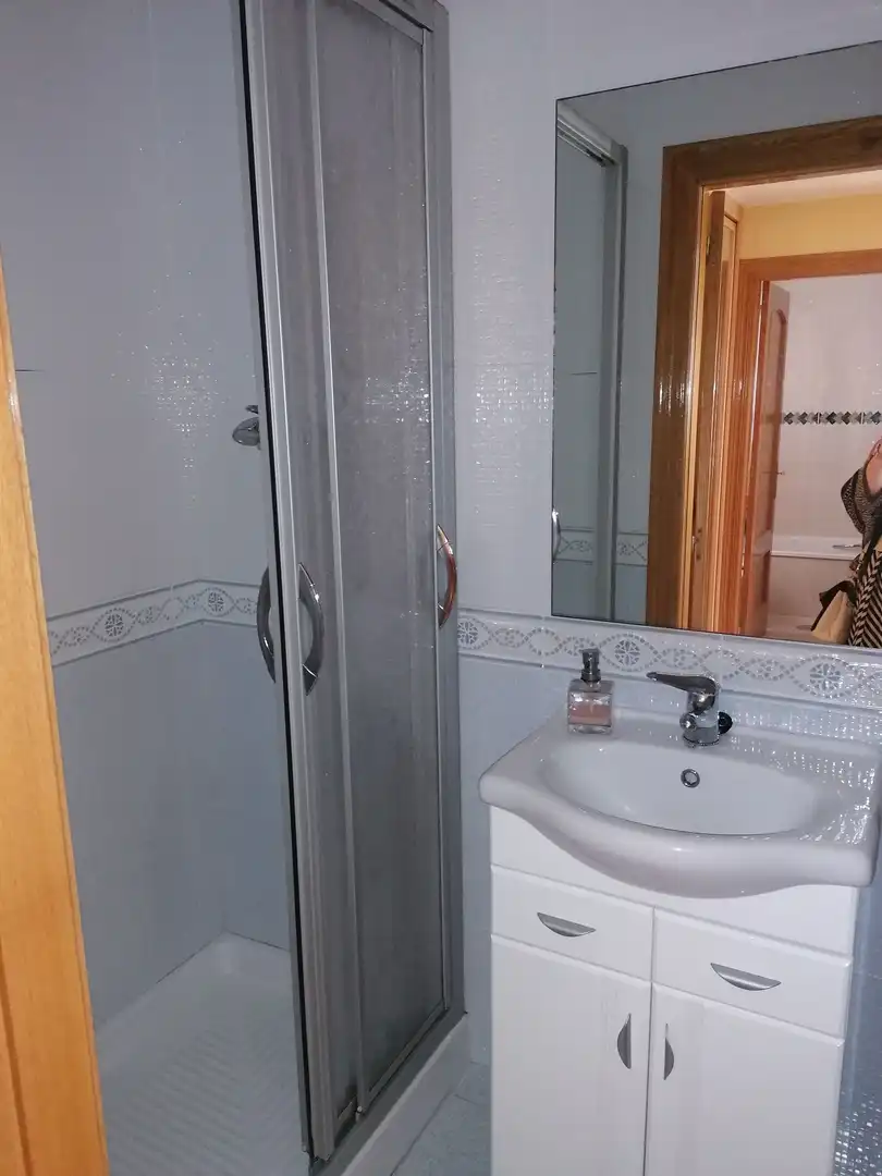 Baño de Piso de alquiler en Oeste
