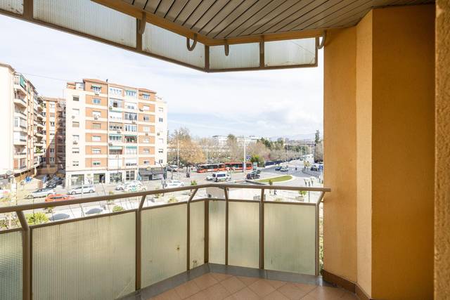 Piso en Venta en Plaza Albert Einstein, 7 en Camino de Ronda