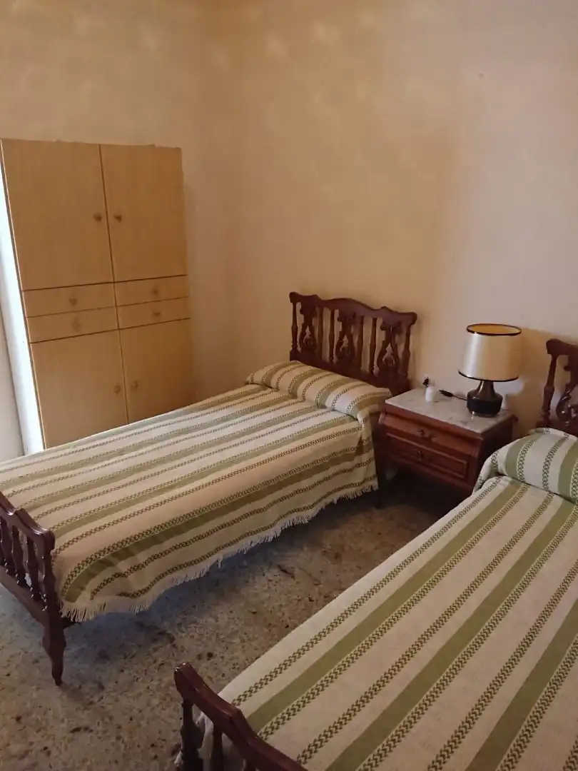 Bedroom of Houses for sale in Fuentespreadas
