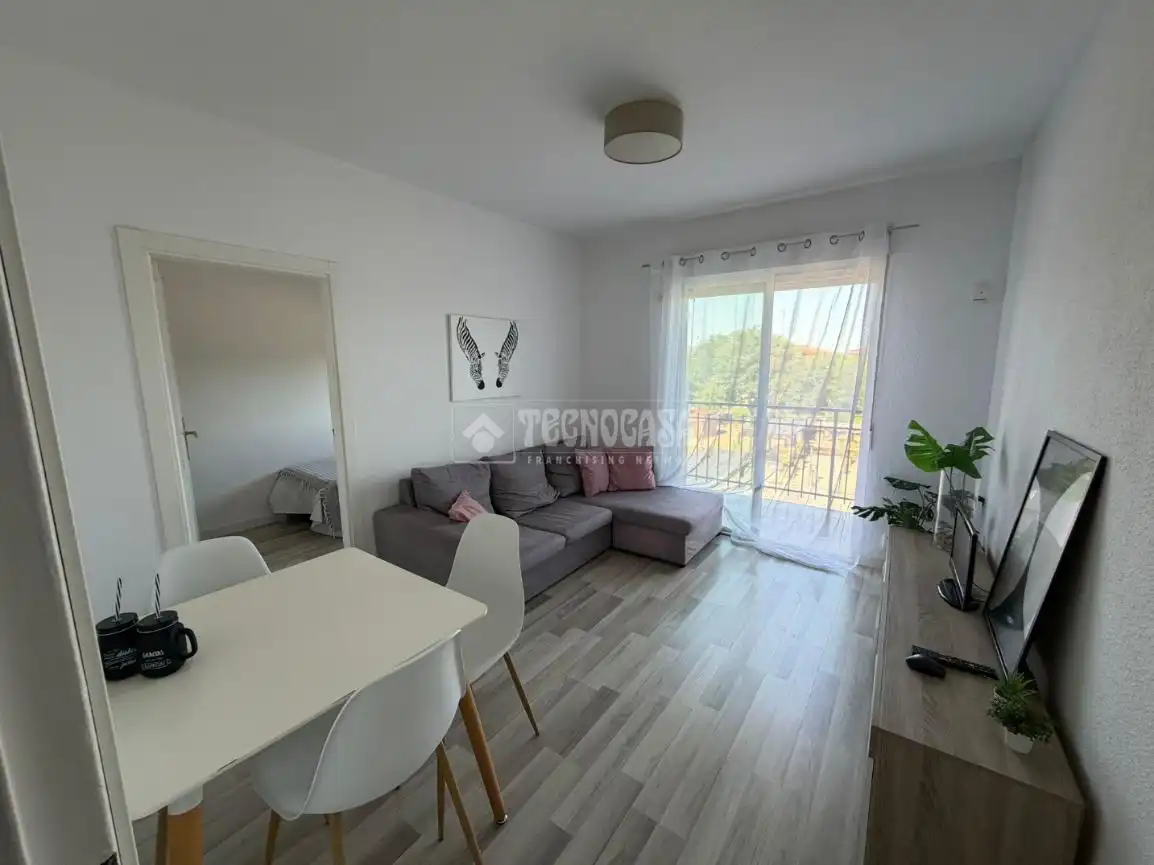 Sala d'estar de Pis en venda en Getafe amb Calefacció i Terrassa