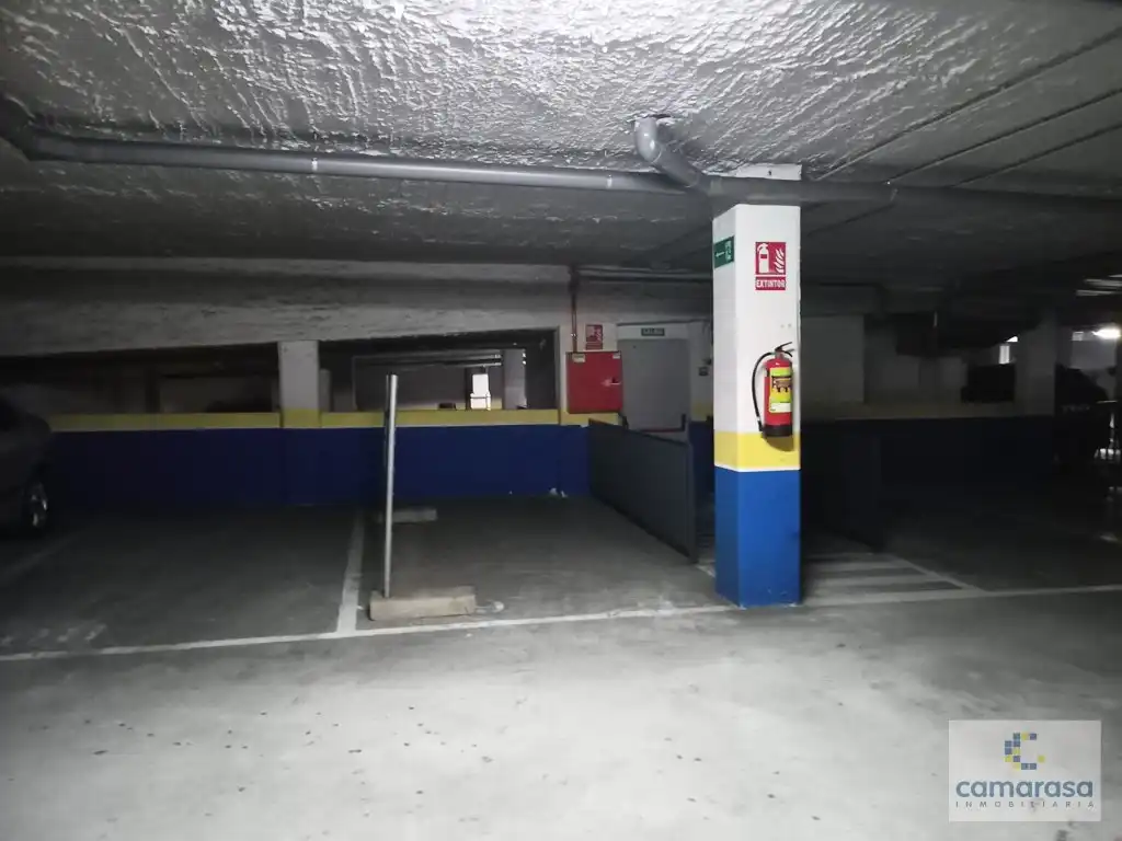 Aparcament de Garatge en venda en Ávila