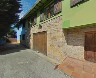 Exterior view of Single-family semi-detached for sale in Villaviciosa  with Private garden