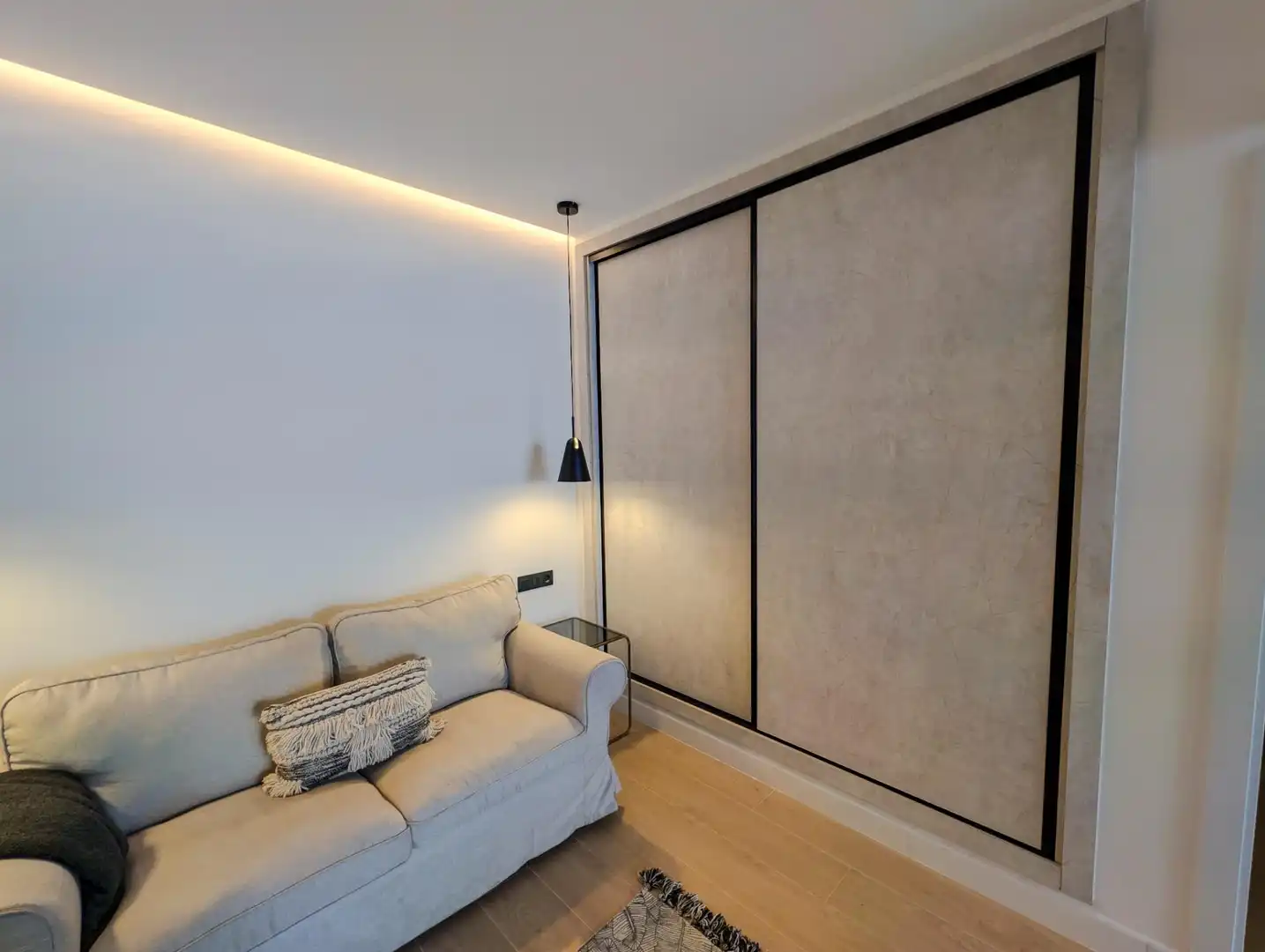 Living room of Flat for rent in Sanlúcar la Mayor  with Air Conditioner, Heating and Furnished