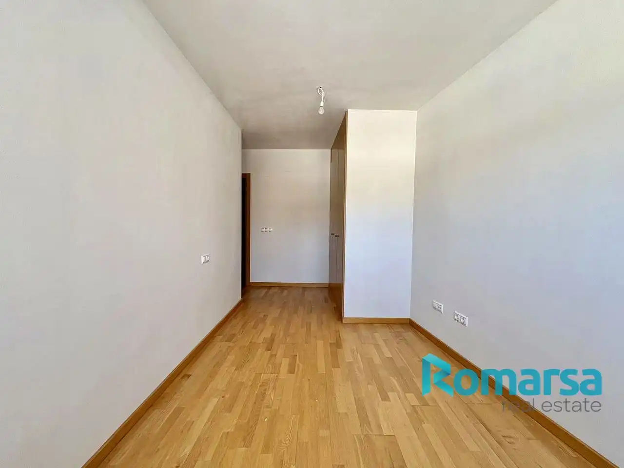 Dormitori de Pis en venda en Ávila amb Calefacció, Parquet i Terrassa