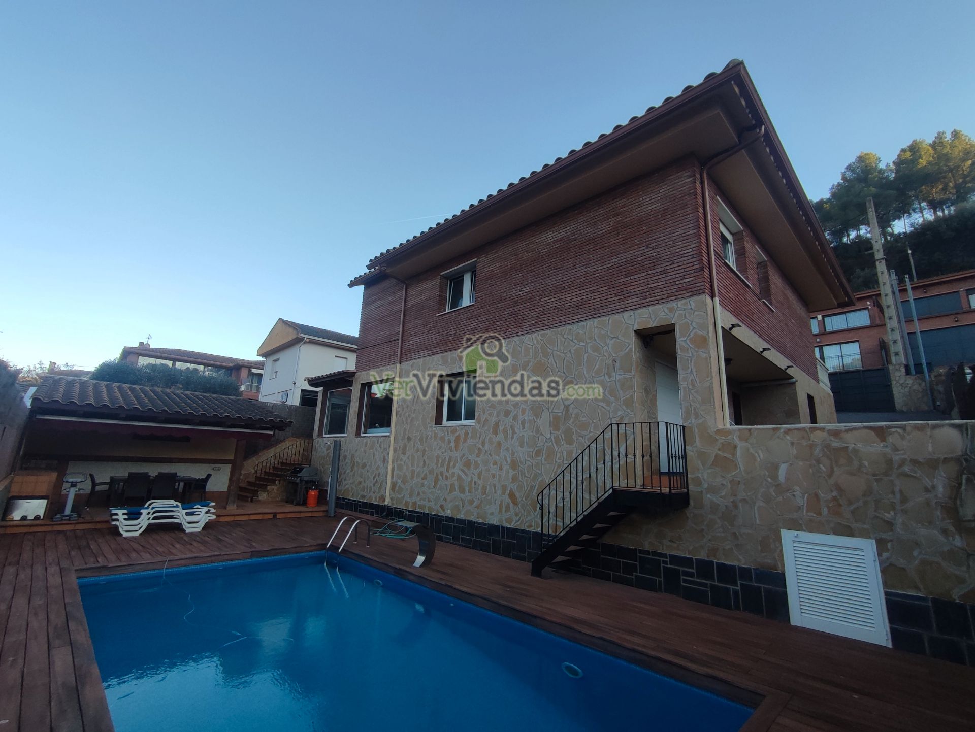 Swimming pool of House or chalet for sale in Cervelló  with Air Conditioner, Heating and Private garden