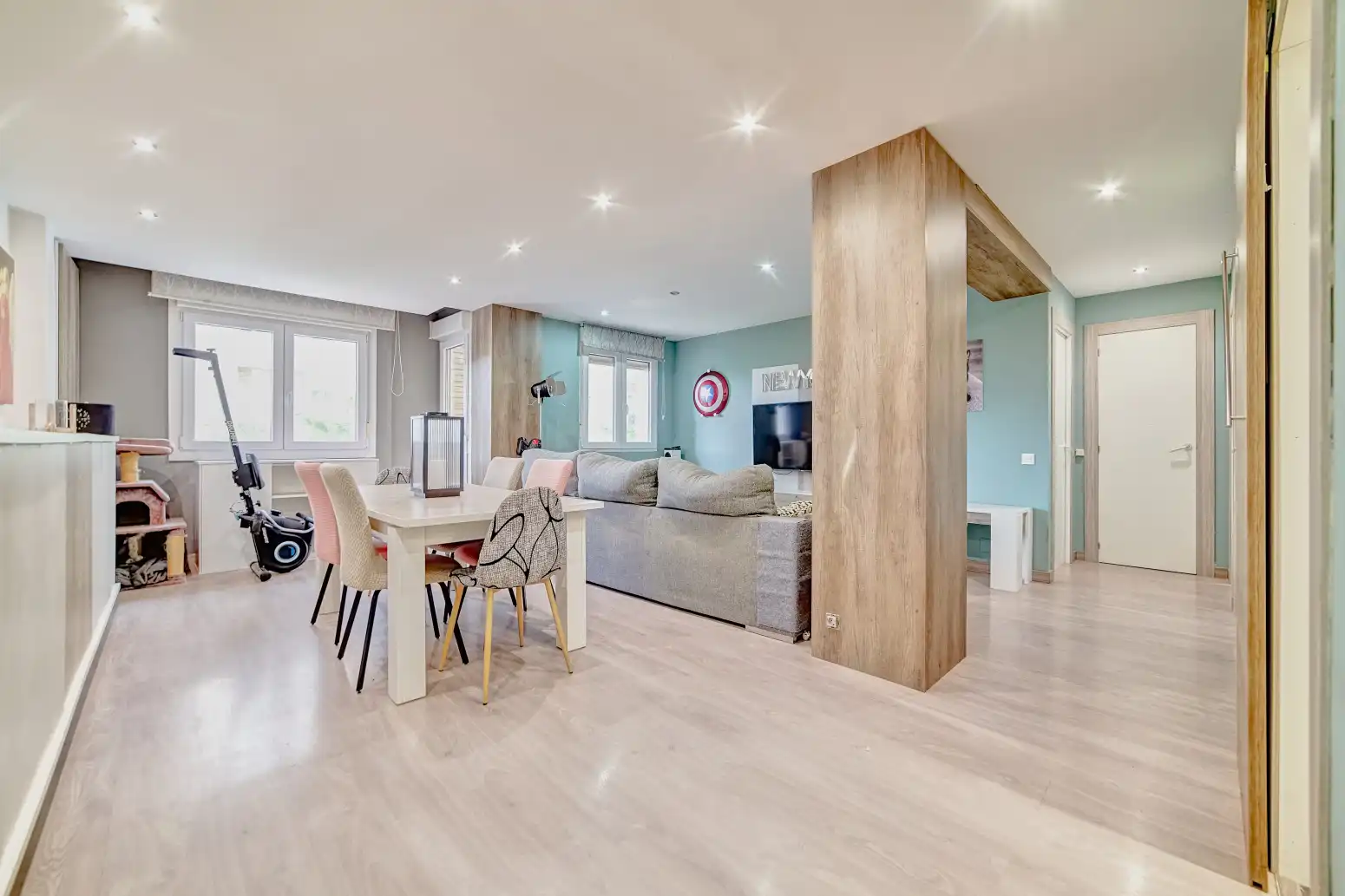 Sala d'estar de Pis en venda en  Pamplona / Iruña amb Calefacció, Jardí privat i Parquet