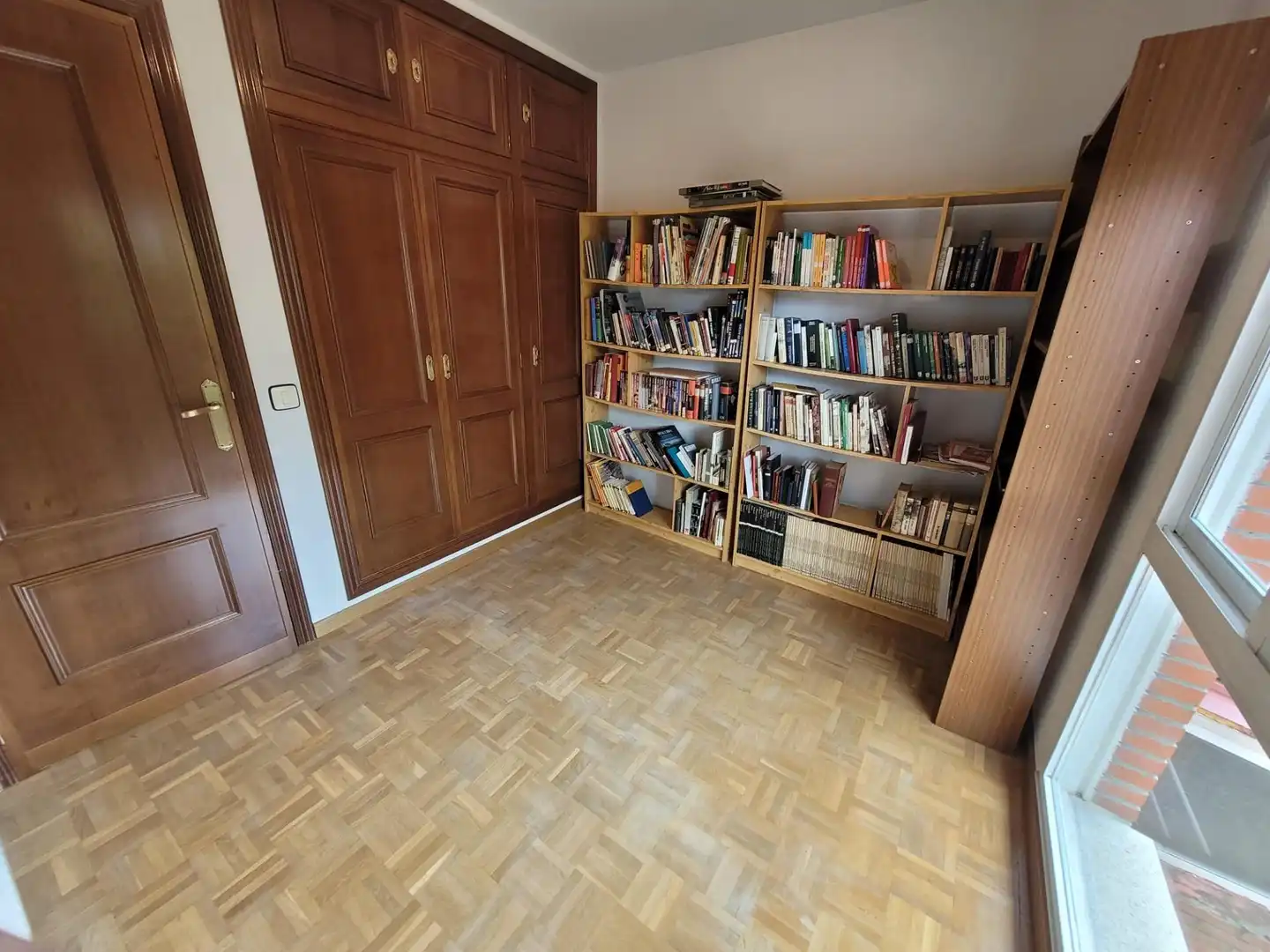 Dormitori de Casa adosada en venda en Carrascal de Barregas amb Calefacció, Jardí privat i Parquet