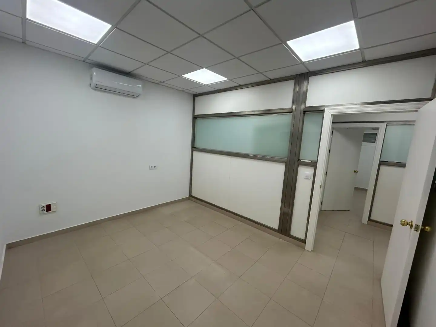 Office for rent in Calle Vía Apia, 18, Centro
