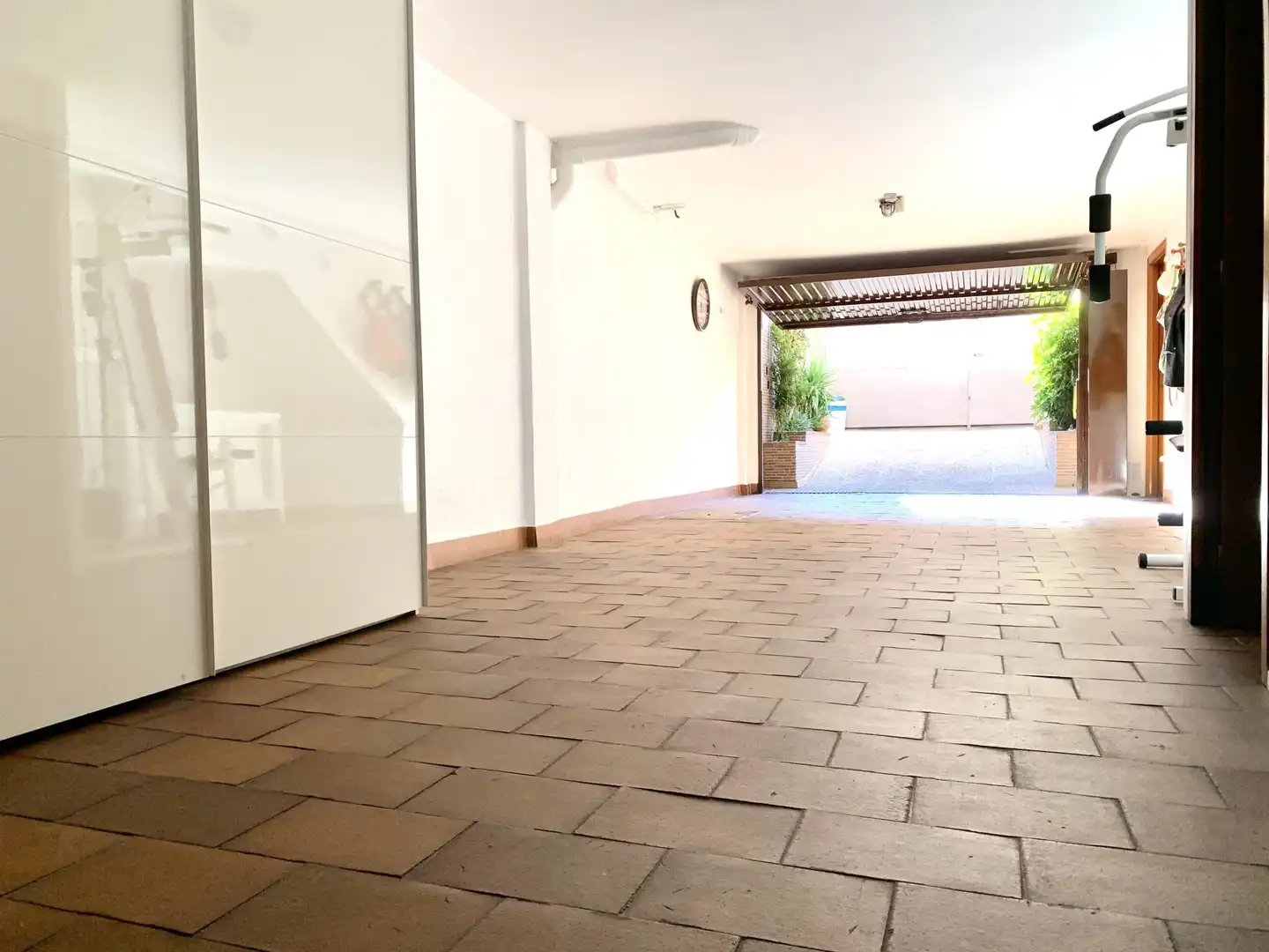 Vista exterior de Casa adosada de alquiler en Alcobendas con Aire acondicionado, Calefacción y Terraza