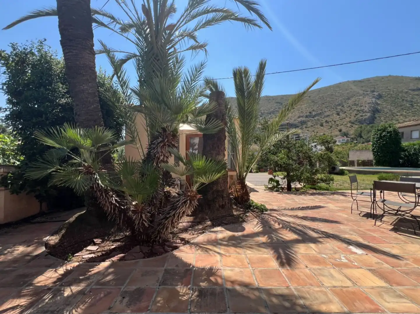 Vista exterior de Casa o xalet en venda en Pedreguer amb Jardí privat, Terrassa i Piscina
