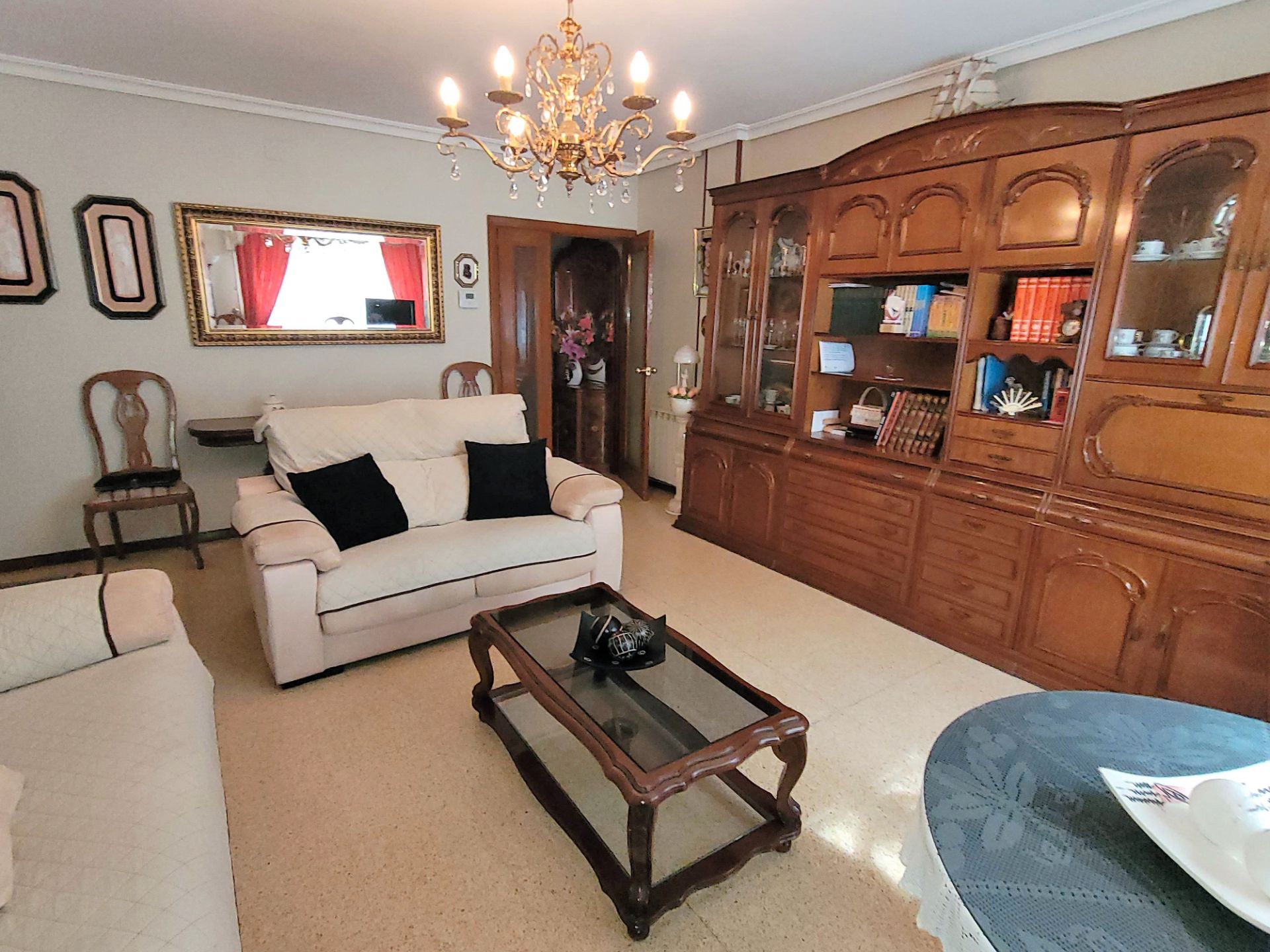 Living room of Flat for sale in Medina del Campo  with Heating, Furnished and Washing machine
