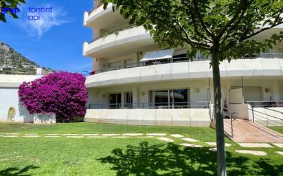 Vista exterior de Planta baixa en venda en L'Estartit amb Terrassa, Piscina i Balcó