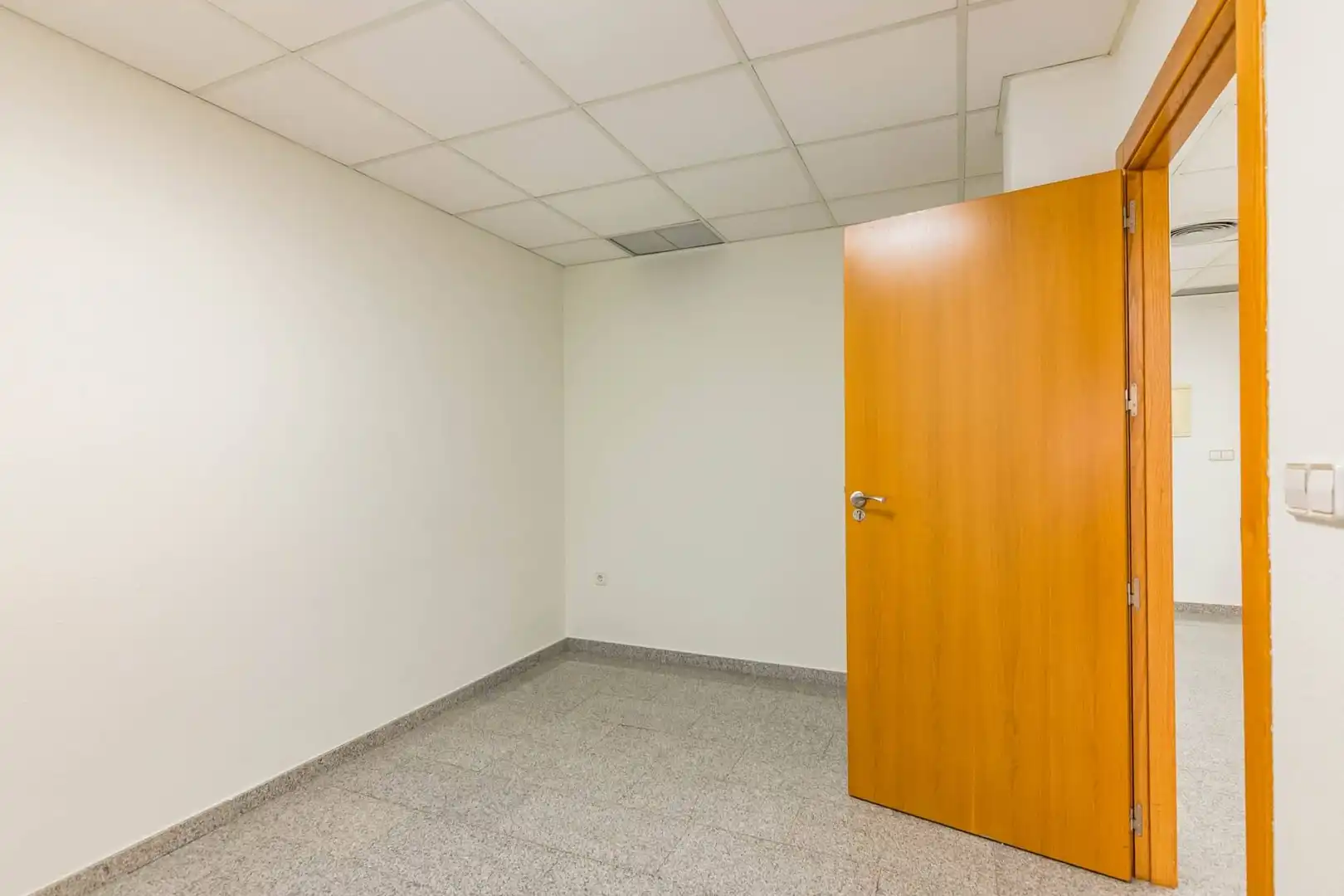 Oficina de lloguer a Pedanías Este, imagen 6