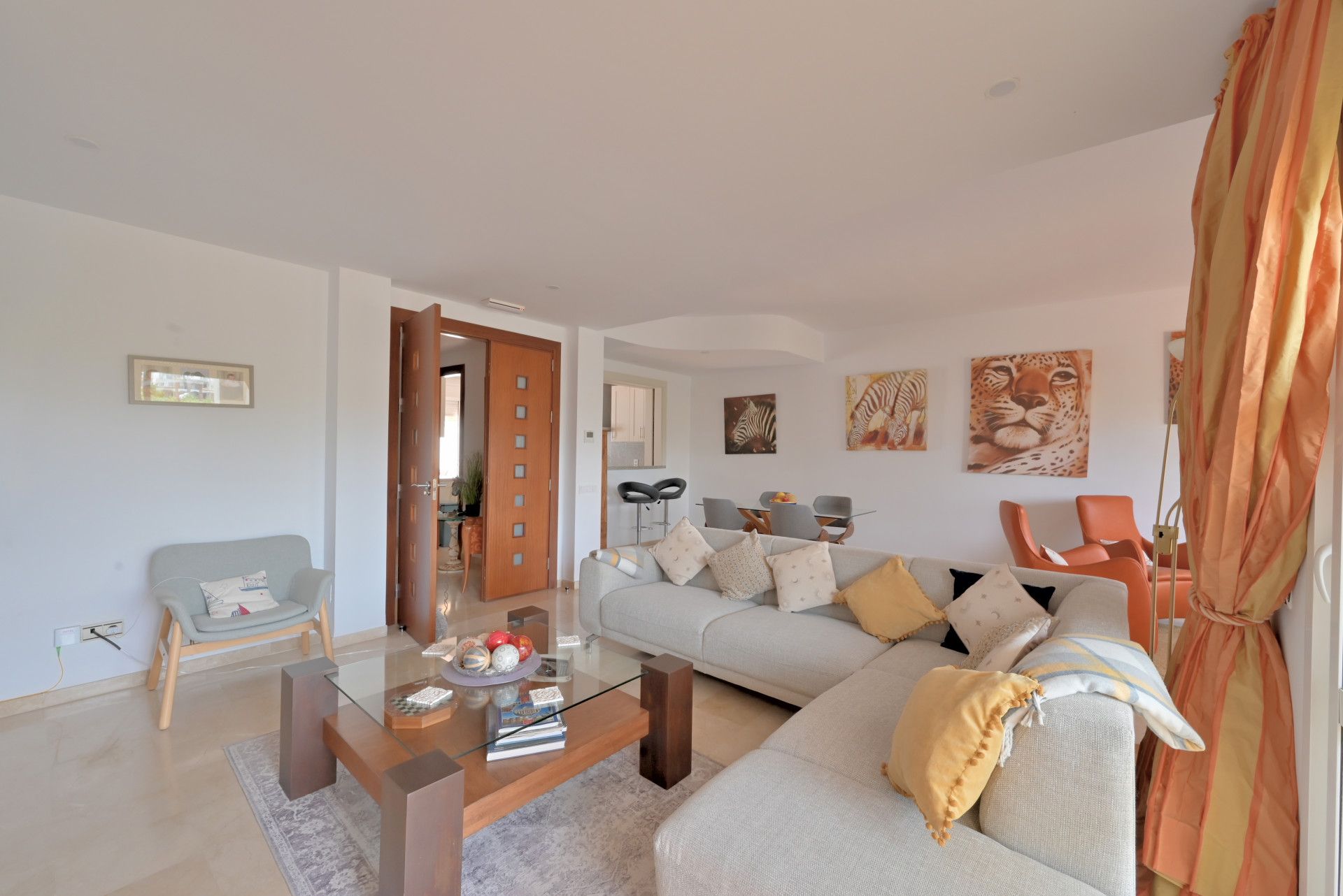 Living room of Single-family semi-detached for sale in Mijas  with Air Conditioner, Terrace and Swimming Pool