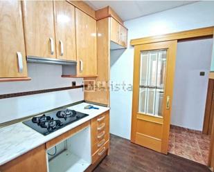 Kitchen of Flat for sale in  Valencia Capital  with Air Conditioner