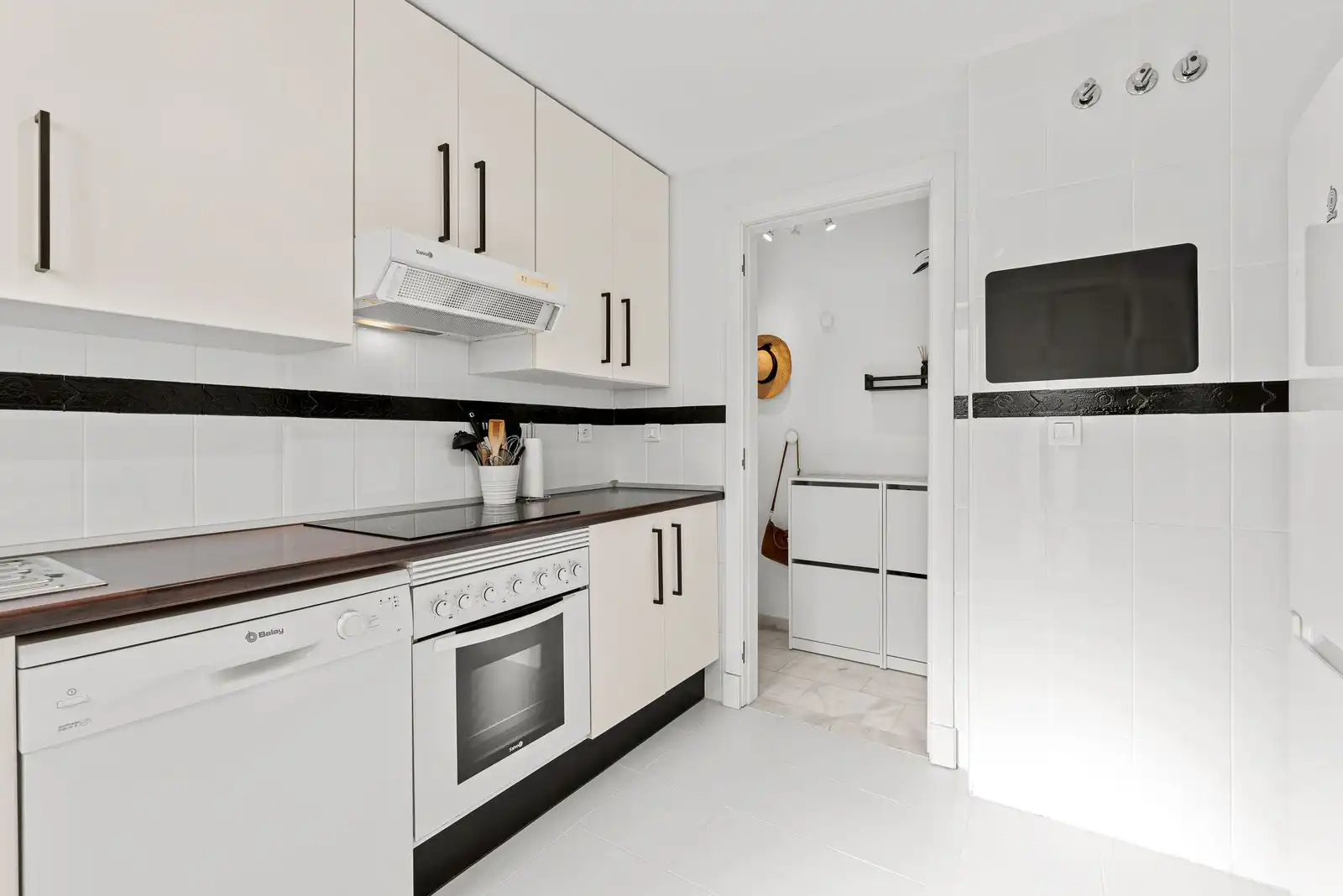 Penthouse with pool for sale in Casares pueblo, imagen 9