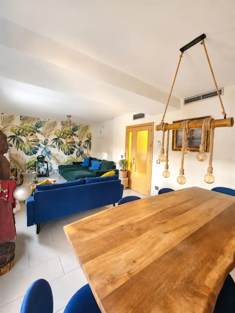Sala d'estar de Casa o xalet en venda en Navalcarnero amb Calefacció, Jardí privat i Piscina comunitària