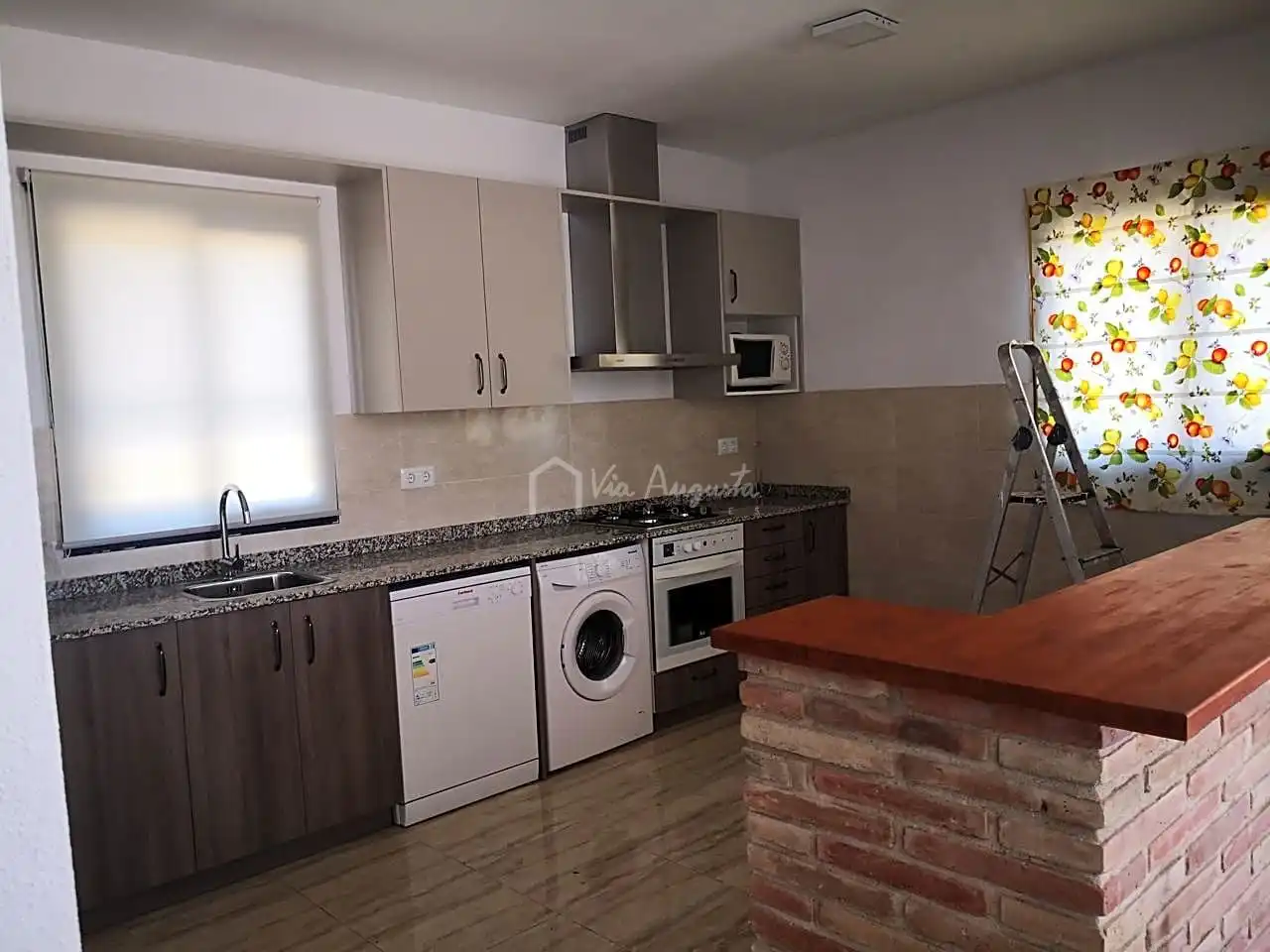 Country homes for sale in Camarles, L'Ampolla
