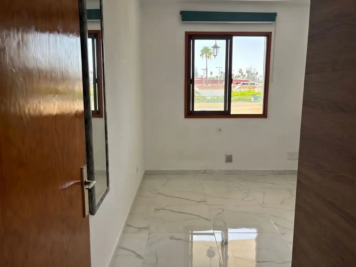 Bedroom of Flat for sale in San Bartolomé de Tirajana  with Furnished, Oven and Washing machine